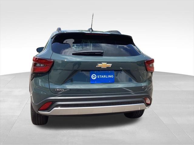 new 2025 Chevrolet Trax car, priced at $23,613
