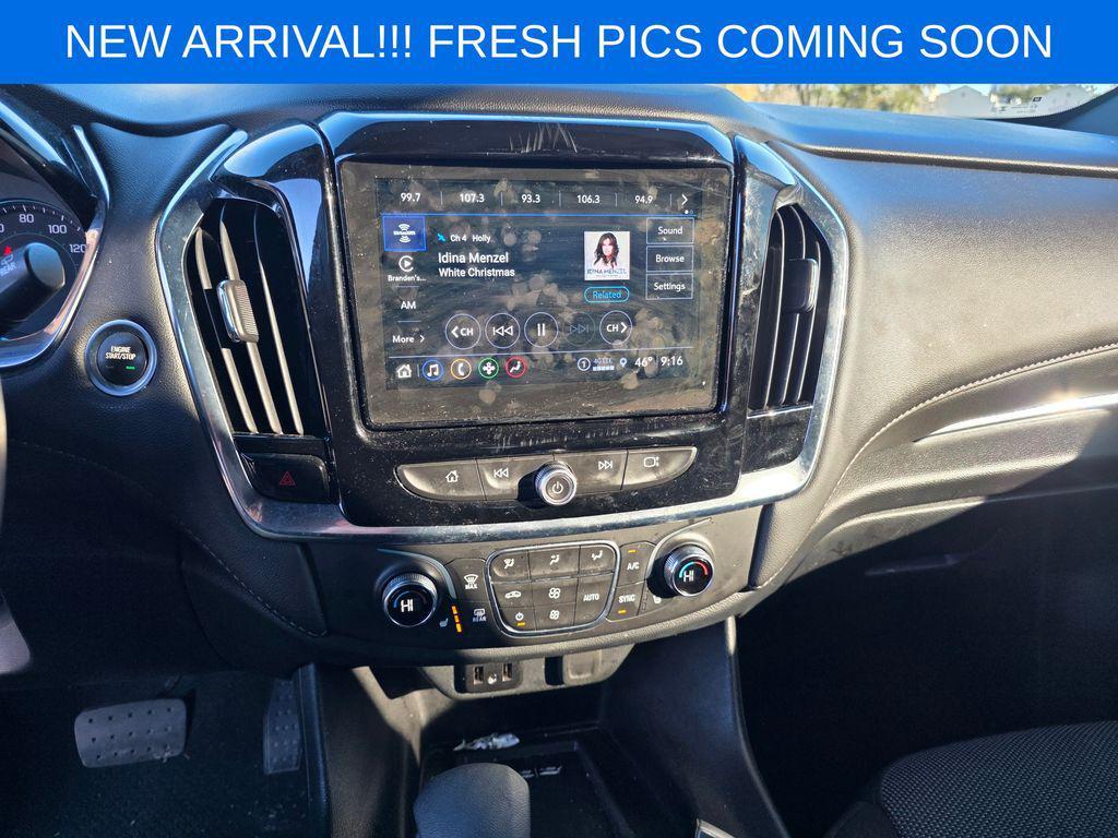 used 2023 Chevrolet Traverse car, priced at $27,347