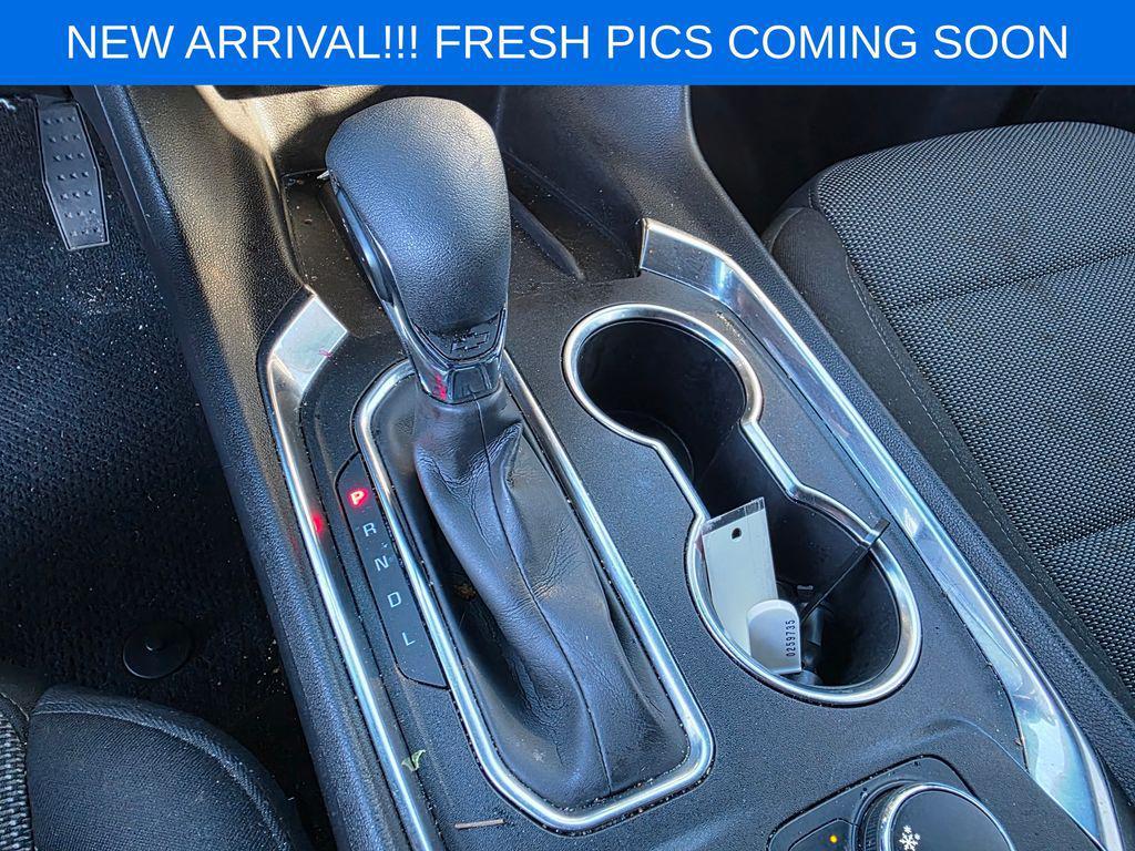 used 2023 Chevrolet Traverse car, priced at $27,347