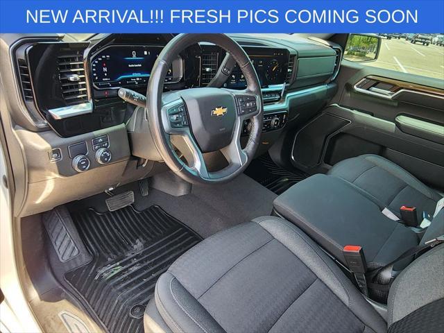 used 2022 Chevrolet Silverado 1500 car, priced at $31,999