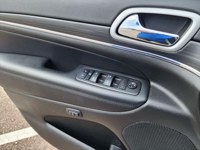 used 2022 Jeep Grand Cherokee car, priced at $27,997