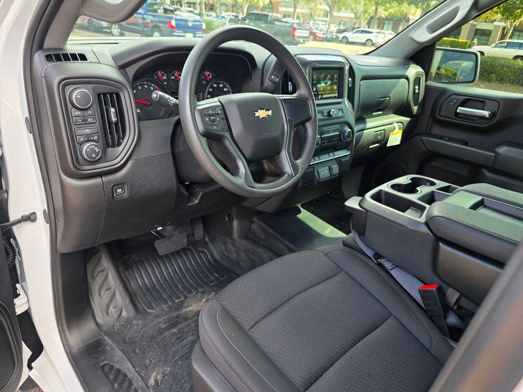new 2025 Chevrolet Silverado 1500 car, priced at $42,610