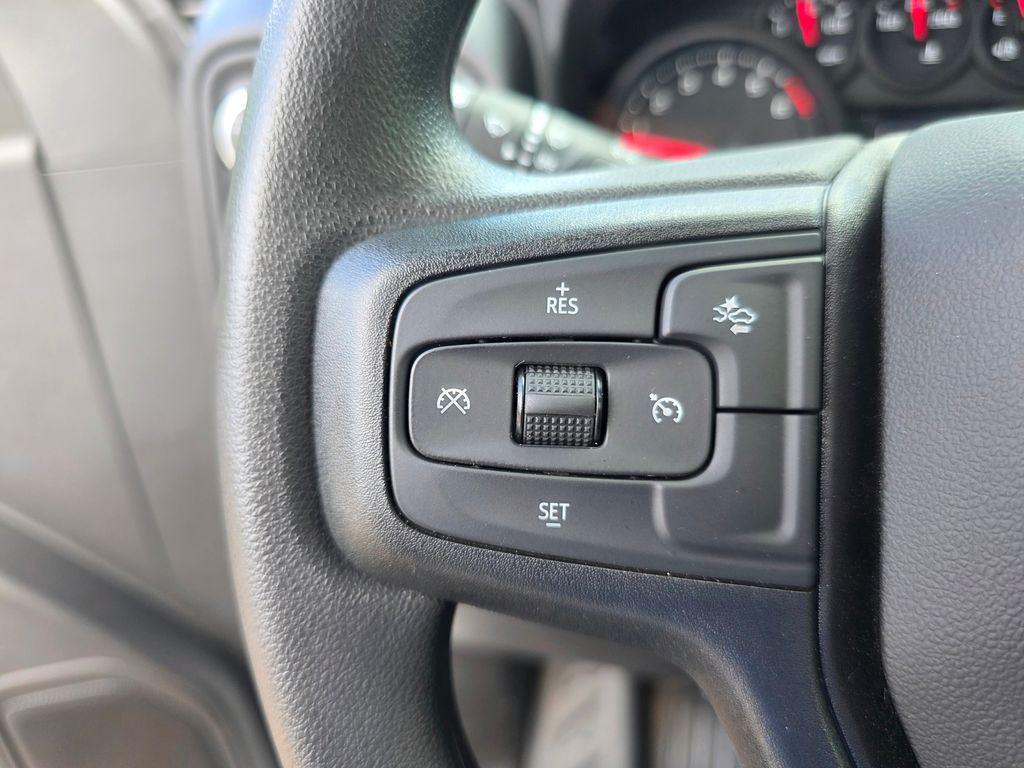 new 2025 Chevrolet Silverado 1500 car, priced at $42,610