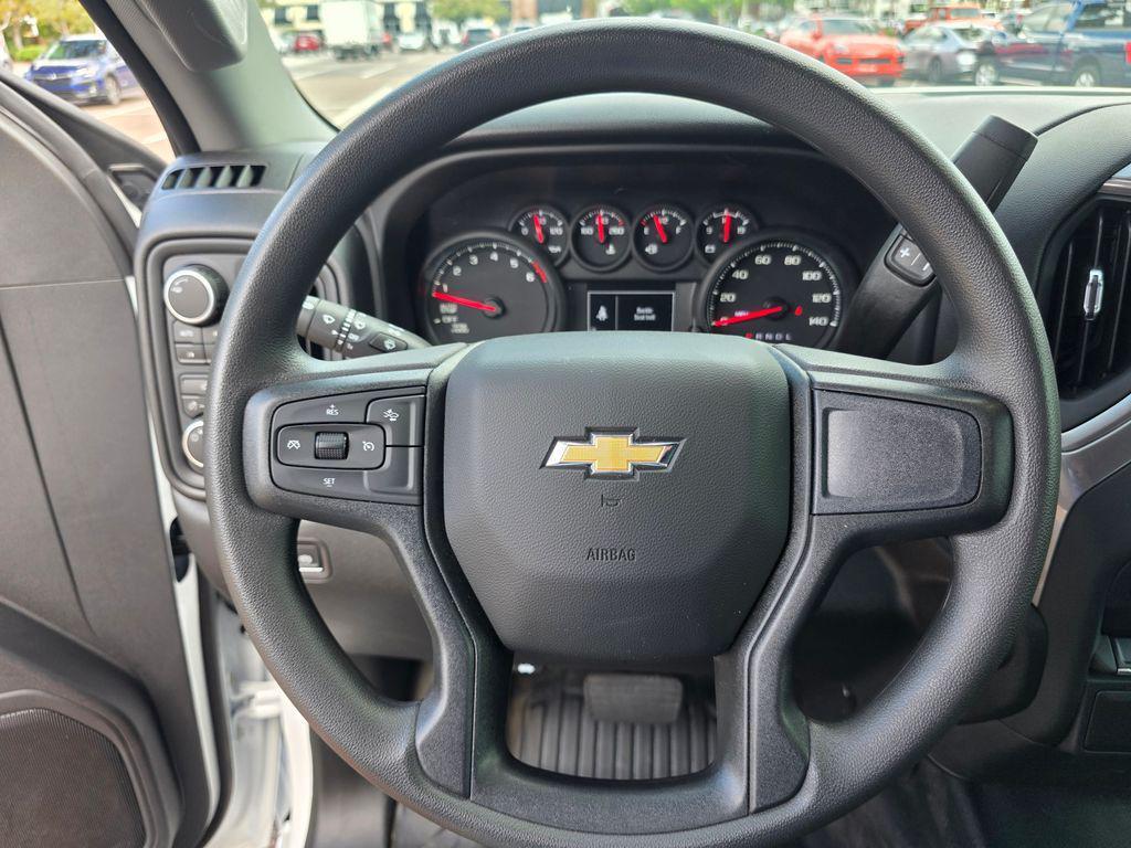 new 2025 Chevrolet Silverado 1500 car, priced at $42,610