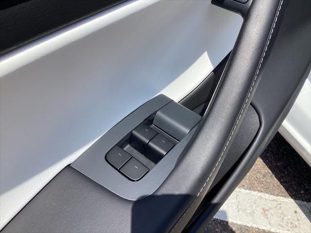 used 2021 Tesla Model 3 car, priced at $20,950