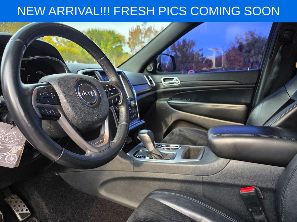 used 2018 Jeep Grand Cherokee car, priced at $13,271