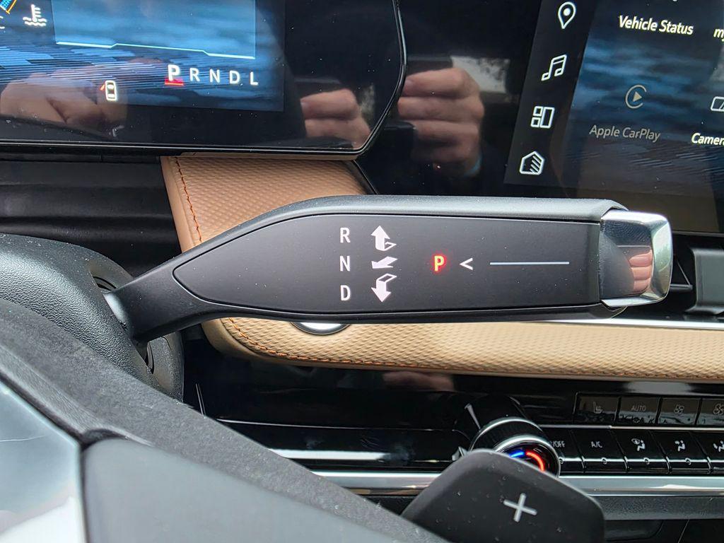 new 2026 Chevrolet Equinox car, priced at $35,395