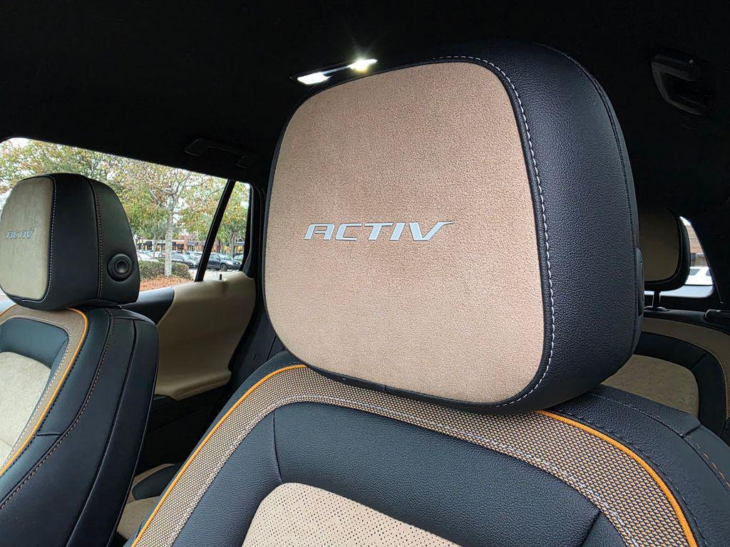 new 2026 Chevrolet Equinox car, priced at $35,395