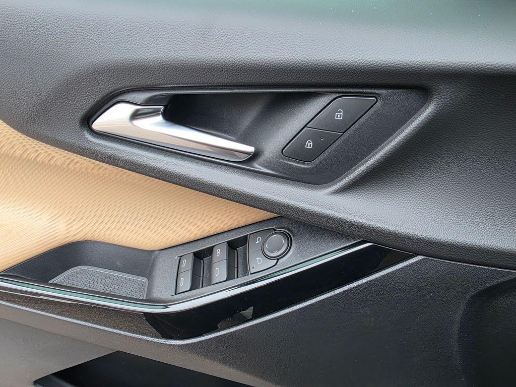 new 2026 Chevrolet Equinox car, priced at $35,395