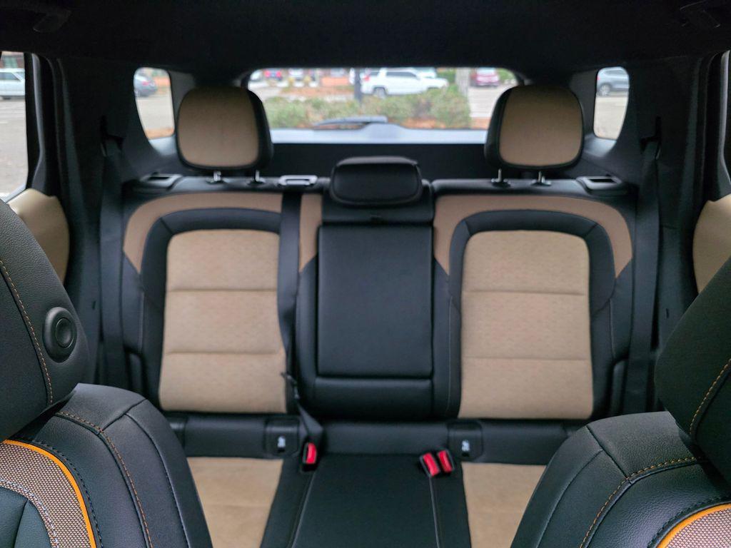 new 2026 Chevrolet Equinox car, priced at $35,395