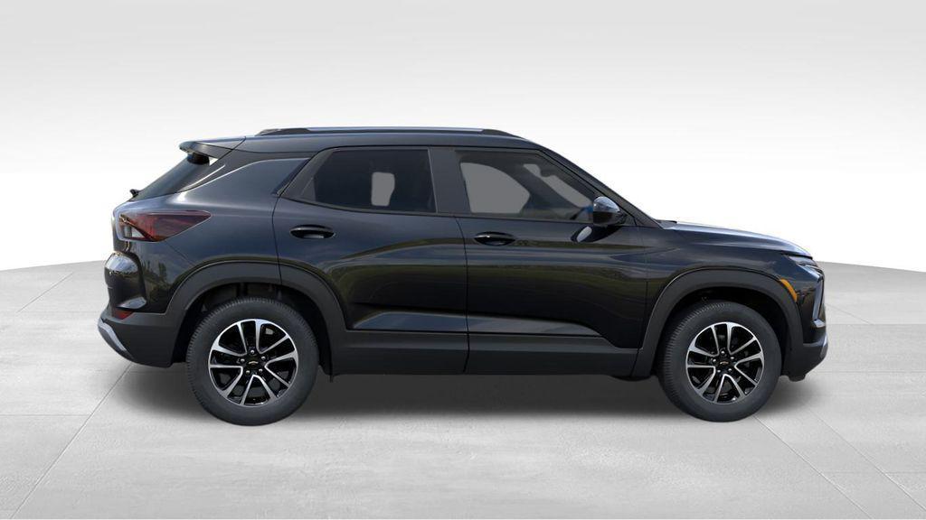 new 2026 Chevrolet TrailBlazer car, priced at $26,353