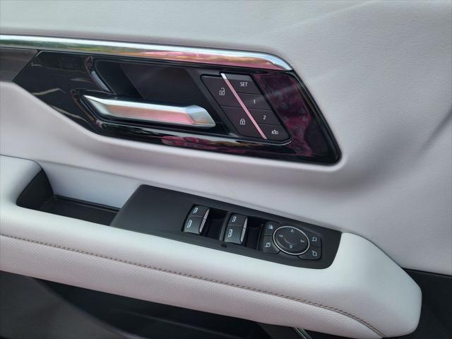new 2025 Chevrolet Suburban car, priced at $76,990