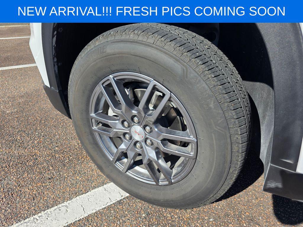 used 2025 GMC Acadia car, priced at $36,437