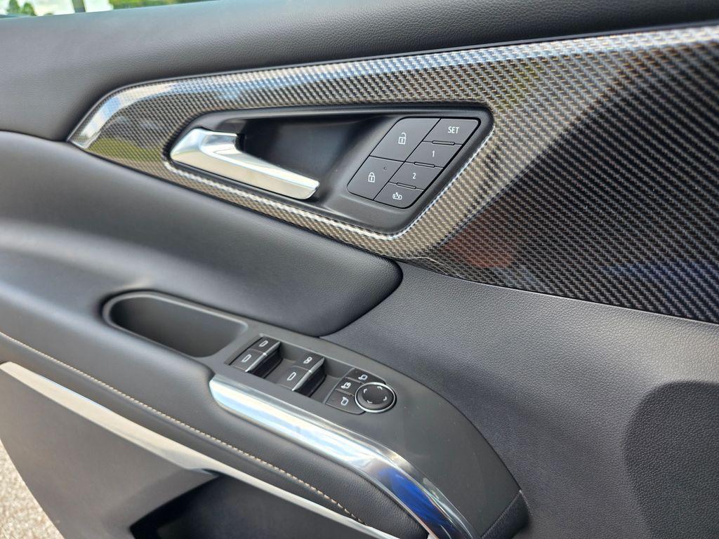 new 2026 Chevrolet Traverse car, priced at $58,300