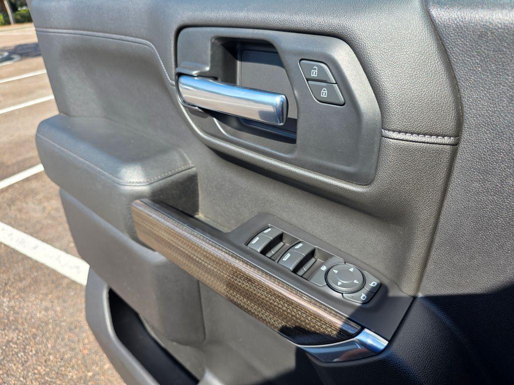 used 2020 Chevrolet Silverado 1500 car, priced at $32,844