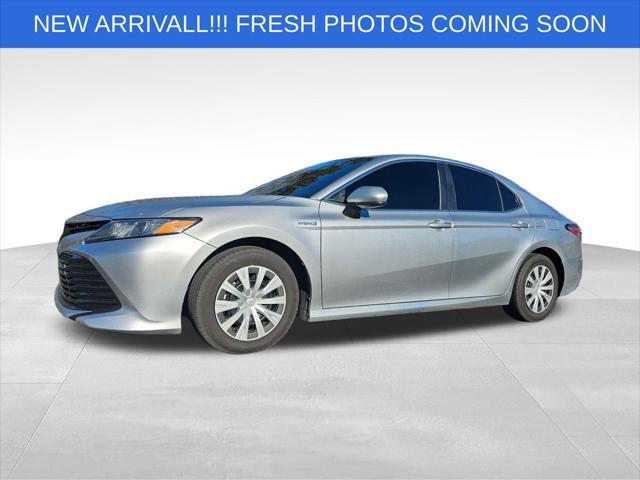 used 2018 Toyota Camry Hybrid car, priced at $21,986