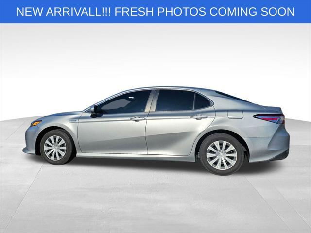 used 2018 Toyota Camry Hybrid car, priced at $21,986