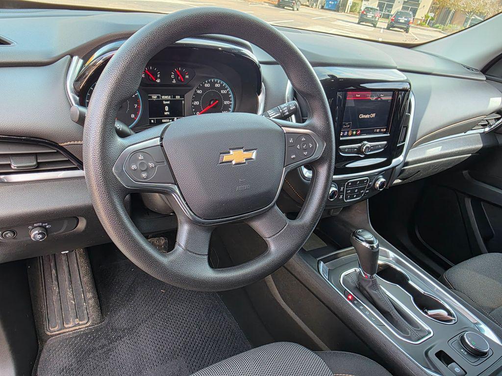 used 2020 Chevrolet Traverse car, priced at $19,211