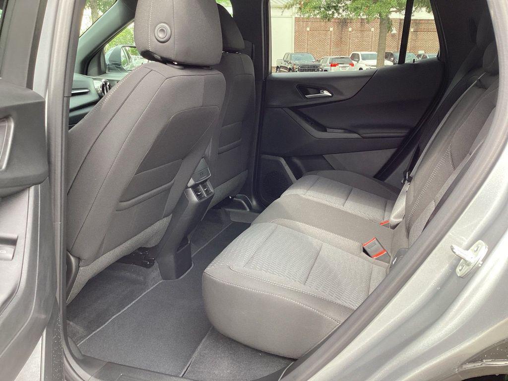 new 2026 Chevrolet Equinox car, priced at $29,026