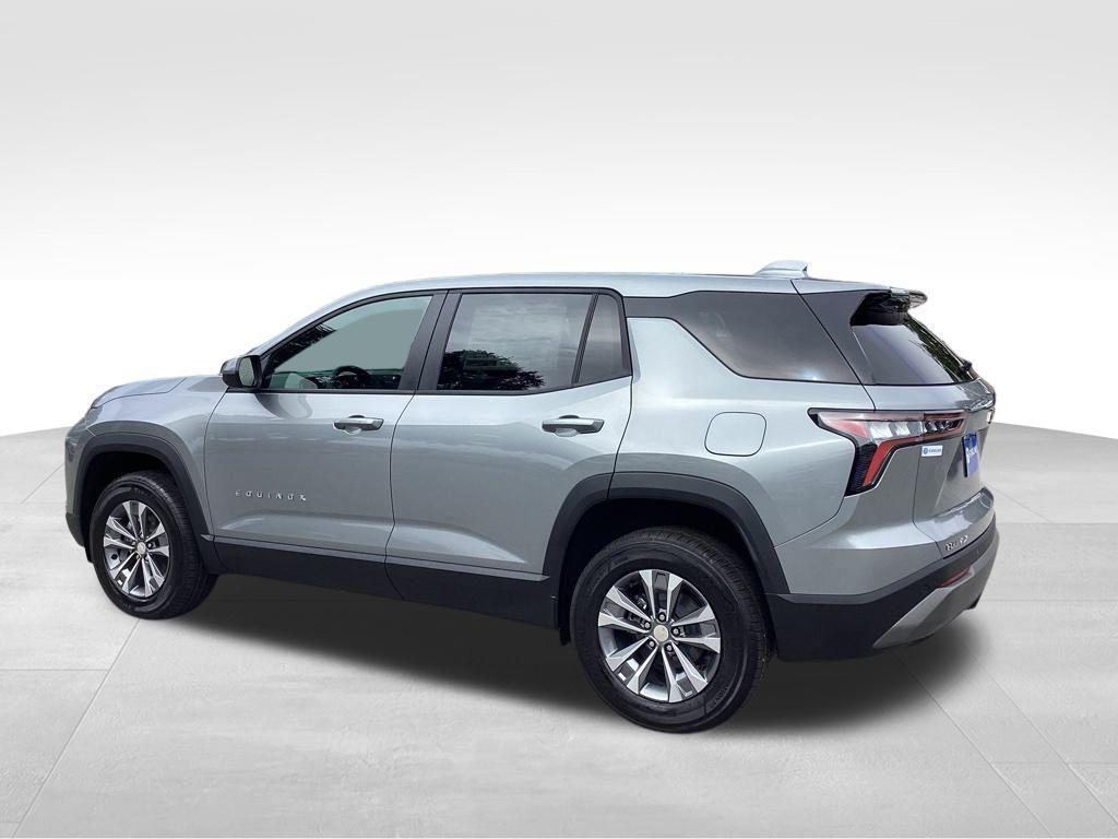 new 2026 Chevrolet Equinox car, priced at $29,026