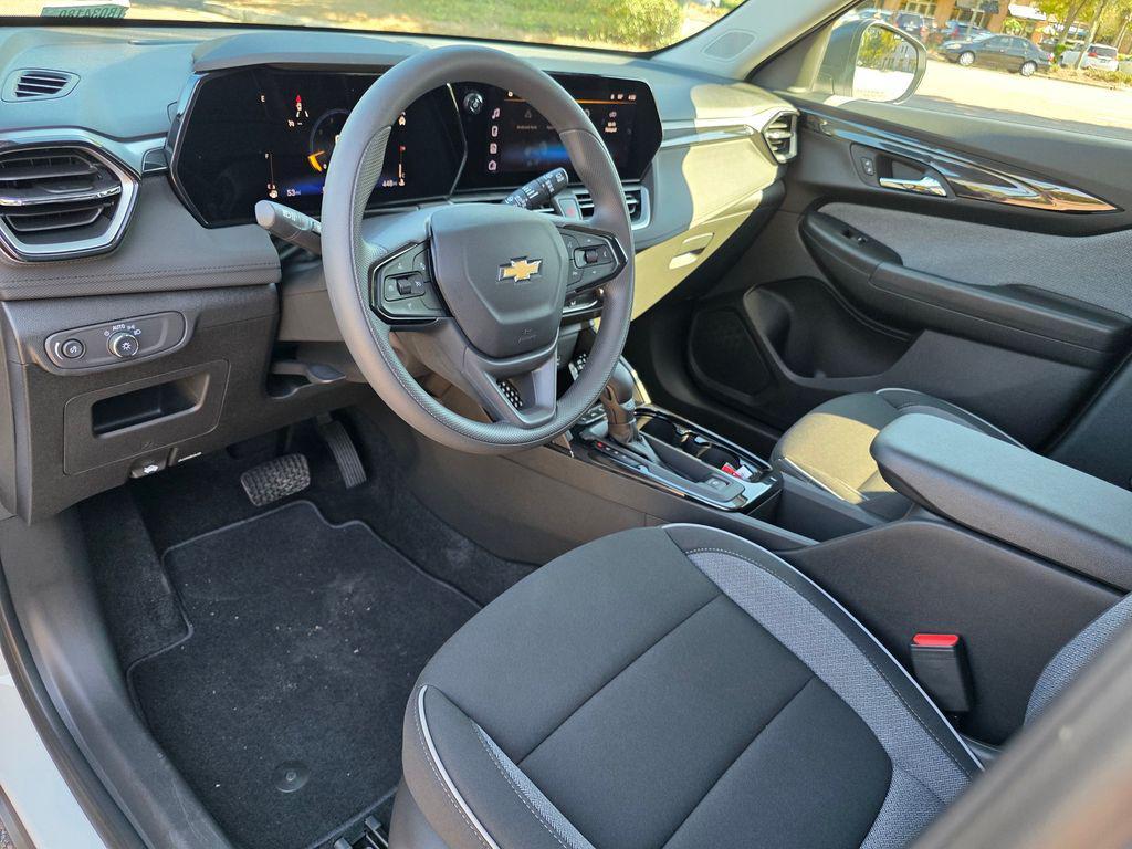 new 2026 Chevrolet TrailBlazer car, priced at $26,270