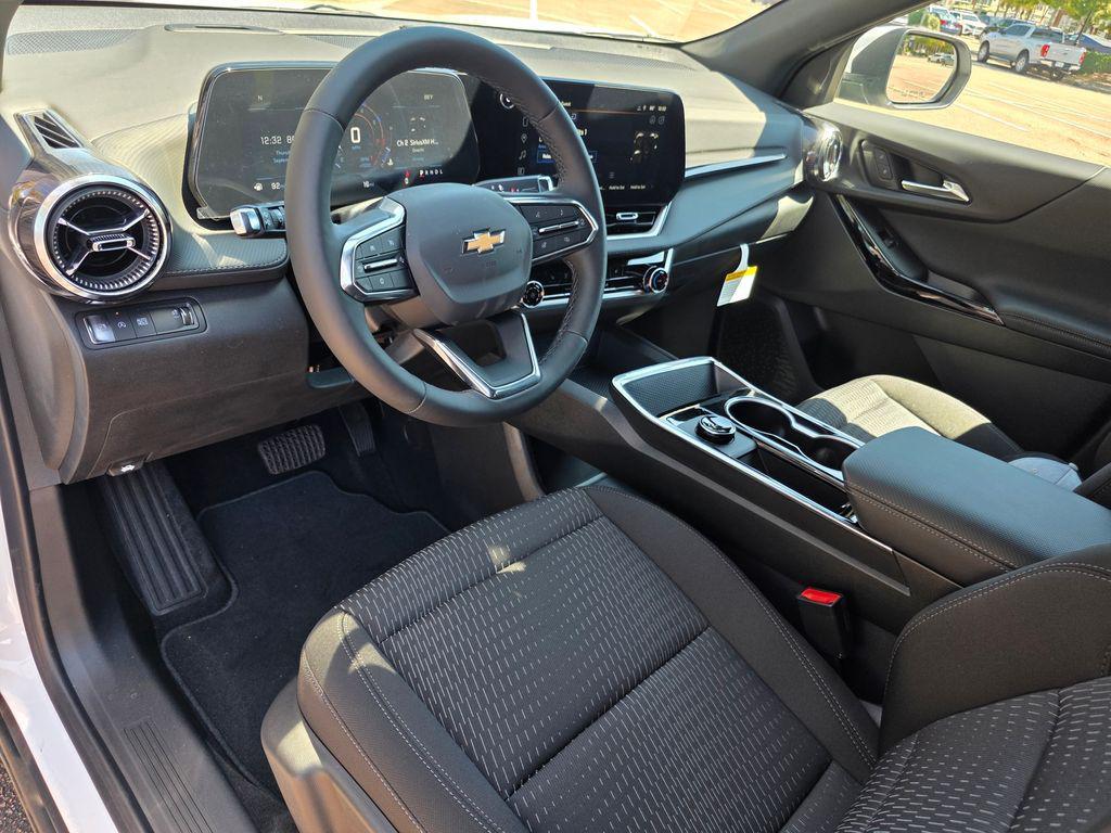 new 2026 Chevrolet Equinox car, priced at $27,295