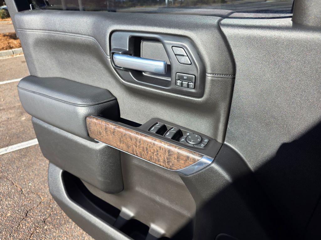 used 2021 GMC Sierra 1500 car, priced at $40,891