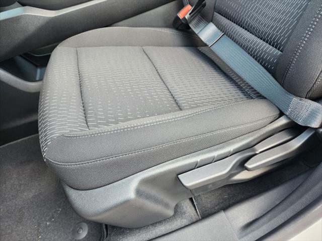 new 2026 Chevrolet Equinox car, priced at $29,995