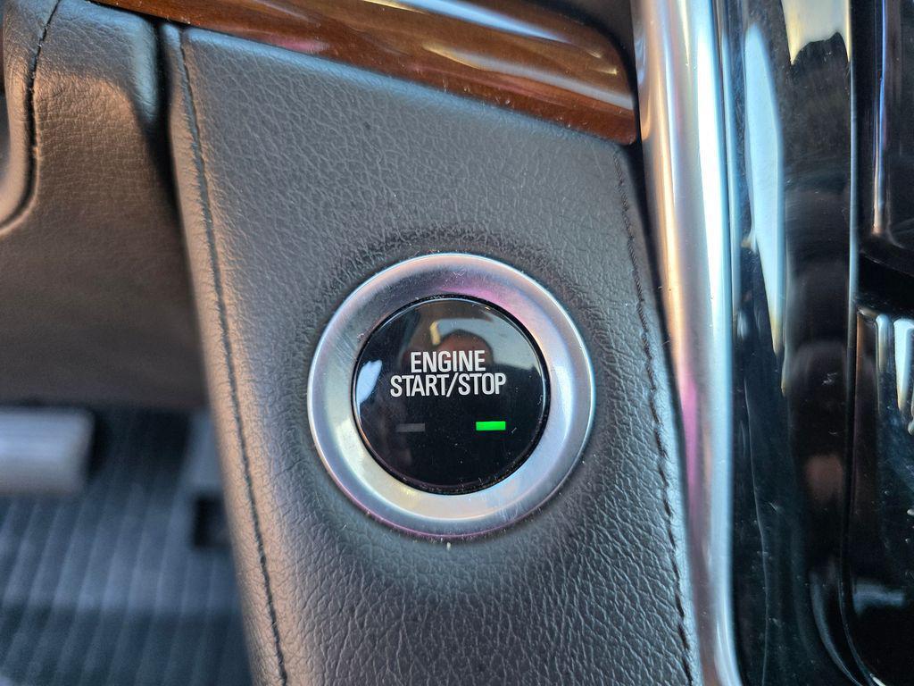 used 2020 Cadillac Escalade ESV car, priced at $25,950