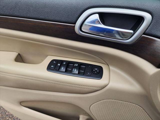 used 2018 Jeep Grand Cherokee car, priced at $15,987
