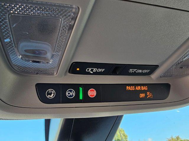 new 2025 Chevrolet Blazer car, priced at $33,199