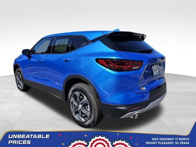 new 2025 Chevrolet Blazer car, priced at $33,199