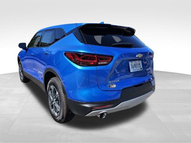 new 2025 Chevrolet Blazer car, priced at $33,199
