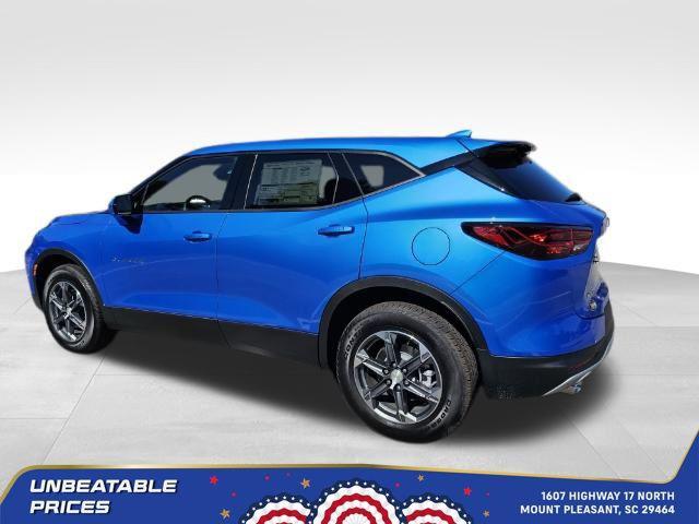 new 2025 Chevrolet Blazer car, priced at $33,199