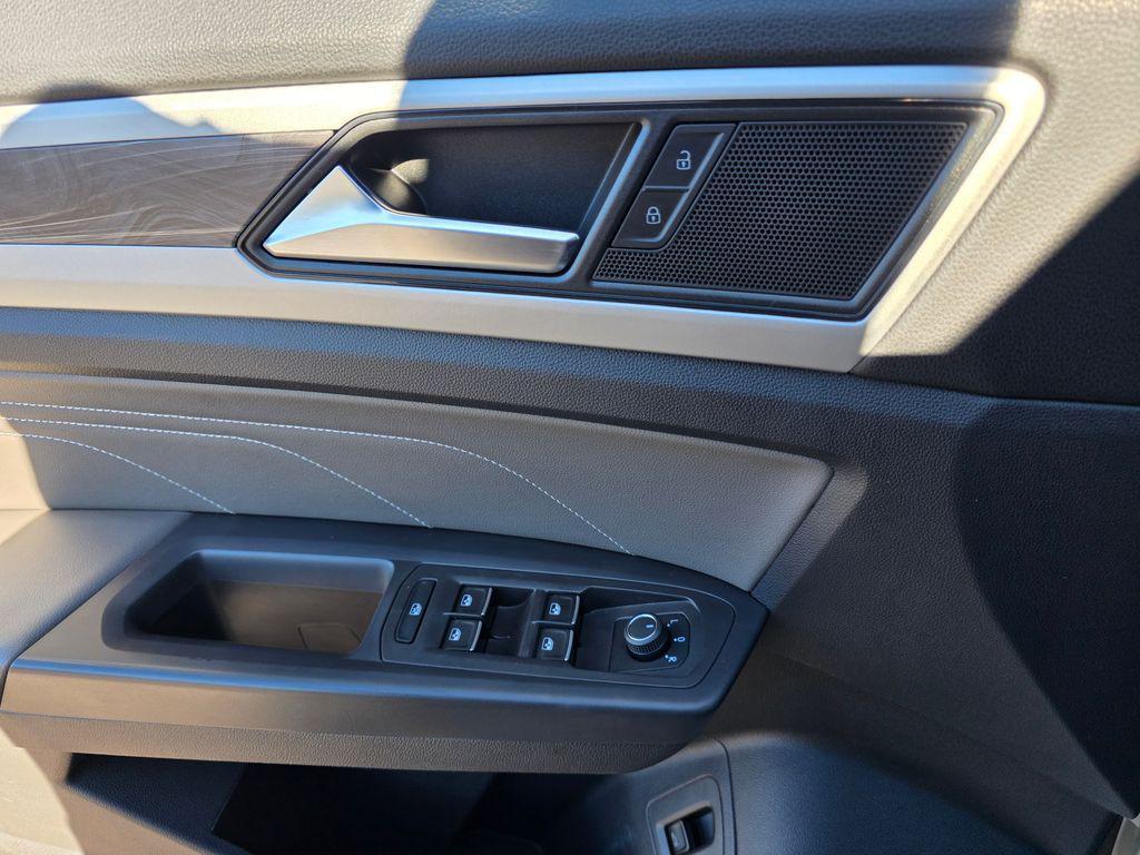 used 2023 Volkswagen Atlas Cross Sport car, priced at $27,621