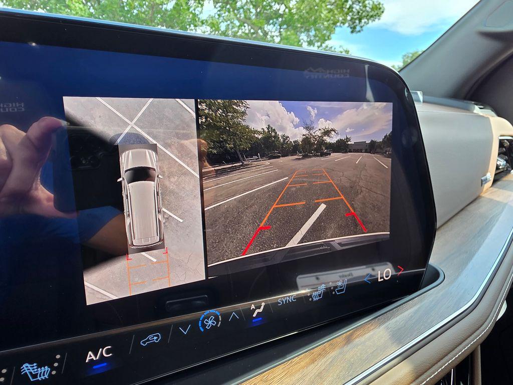 new 2025 Chevrolet Suburban car, priced at $85,536