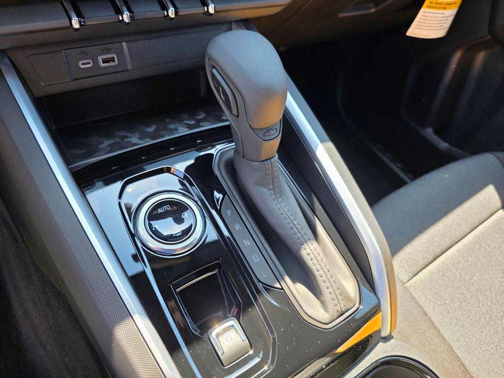 new 2025 Chevrolet Colorado car, priced at $36,608