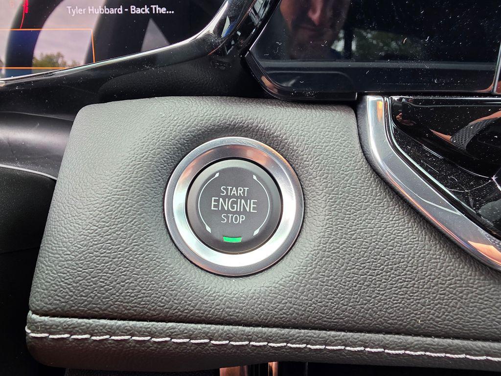 used 2025 Chevrolet Colorado car, priced at $31,999