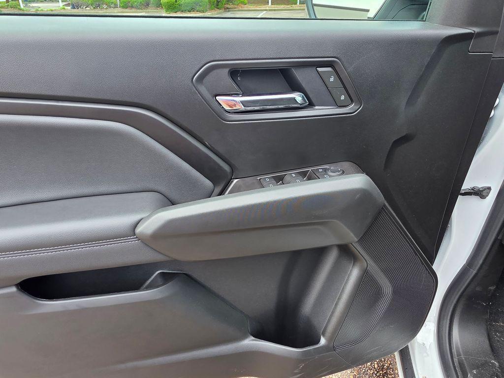 used 2025 Chevrolet Colorado car, priced at $31,999