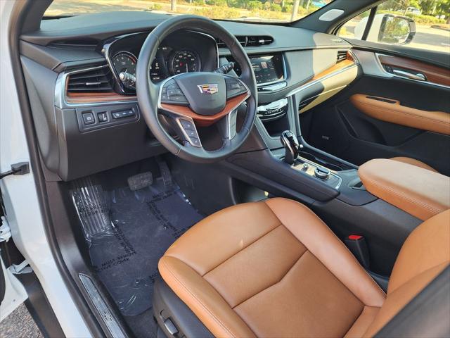 used 2025 Cadillac XT5 car, priced at $51,960