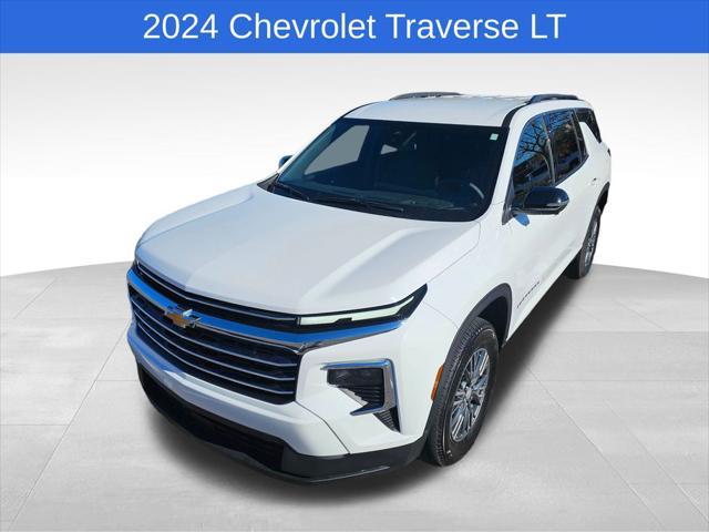 used 2024 Chevrolet Traverse car, priced at $39,310