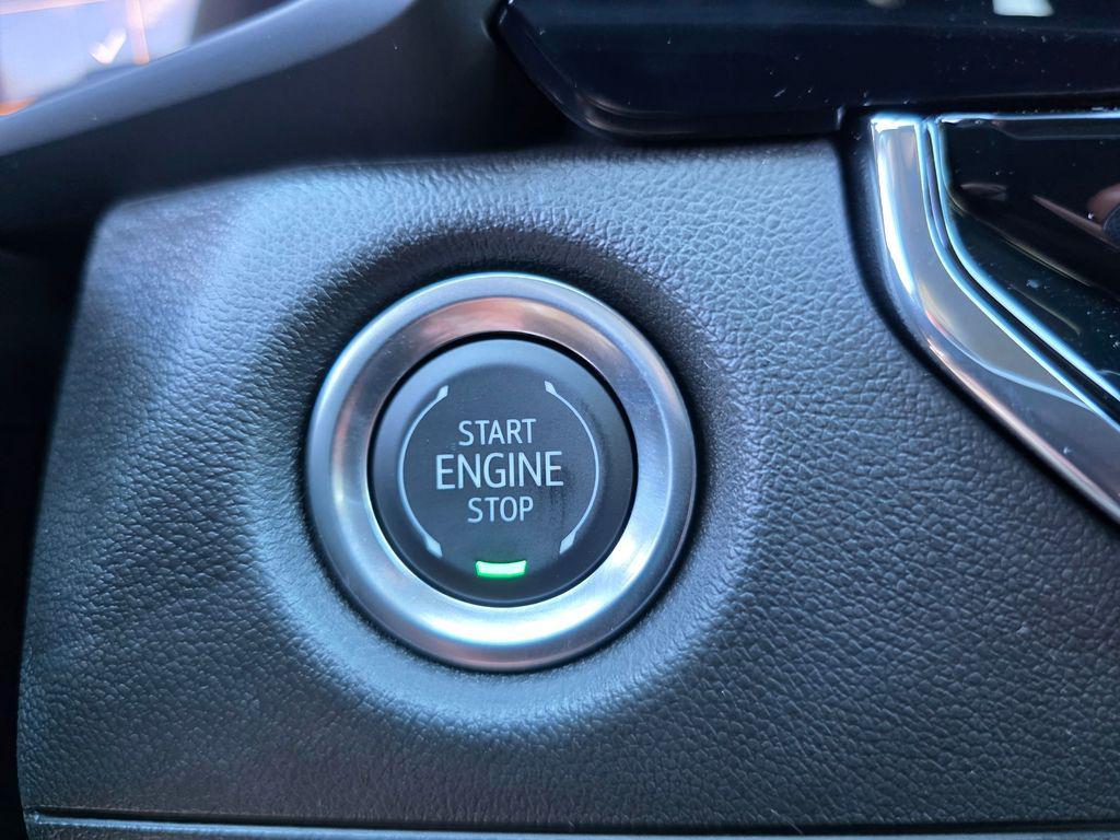 new 2025 Chevrolet Colorado car, priced at $33,955