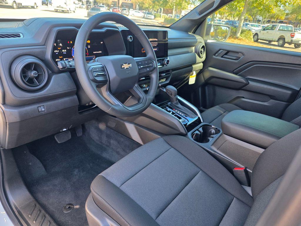 new 2025 Chevrolet Colorado car, priced at $33,955