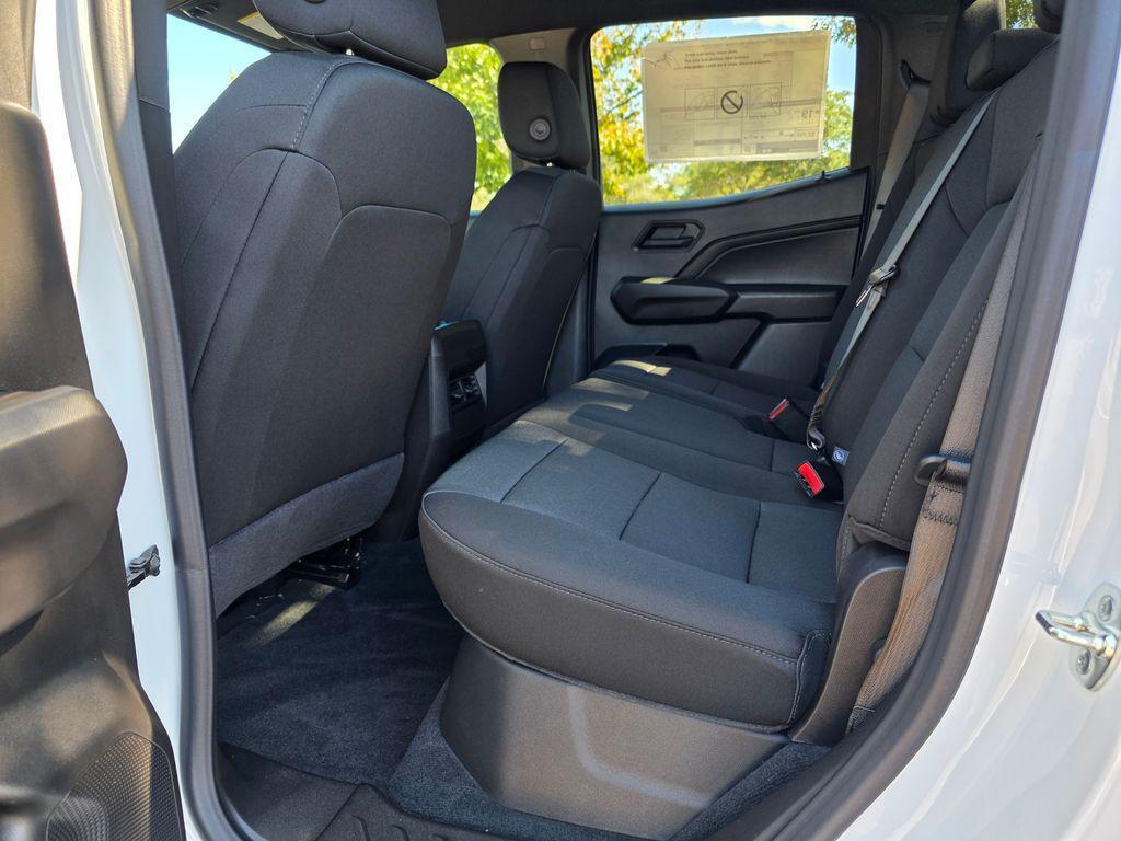 new 2025 Chevrolet Colorado car, priced at $33,955