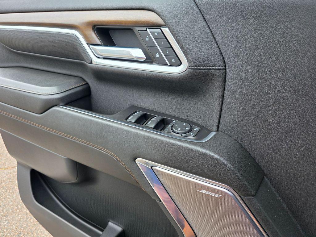 used 2024 Chevrolet Silverado 2500 car, priced at $72,999