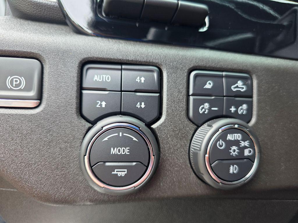 used 2024 Chevrolet Silverado 2500 car, priced at $72,999