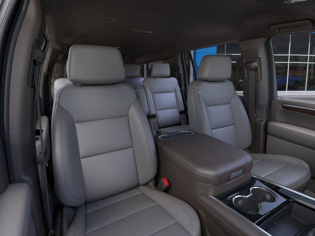 new 2025 Chevrolet Suburban car, priced at $69,752