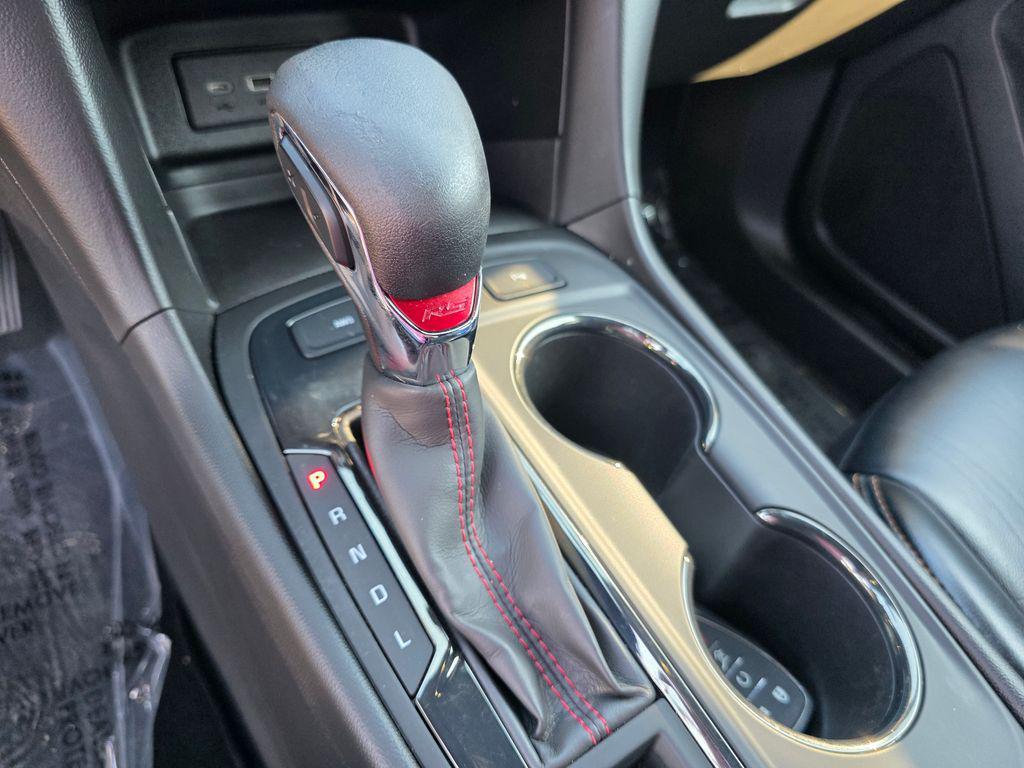 used 2022 Chevrolet Equinox car, priced at $24,299