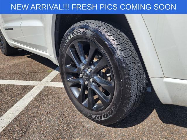 used 2019 Jeep Grand Cherokee car, priced at $16,950