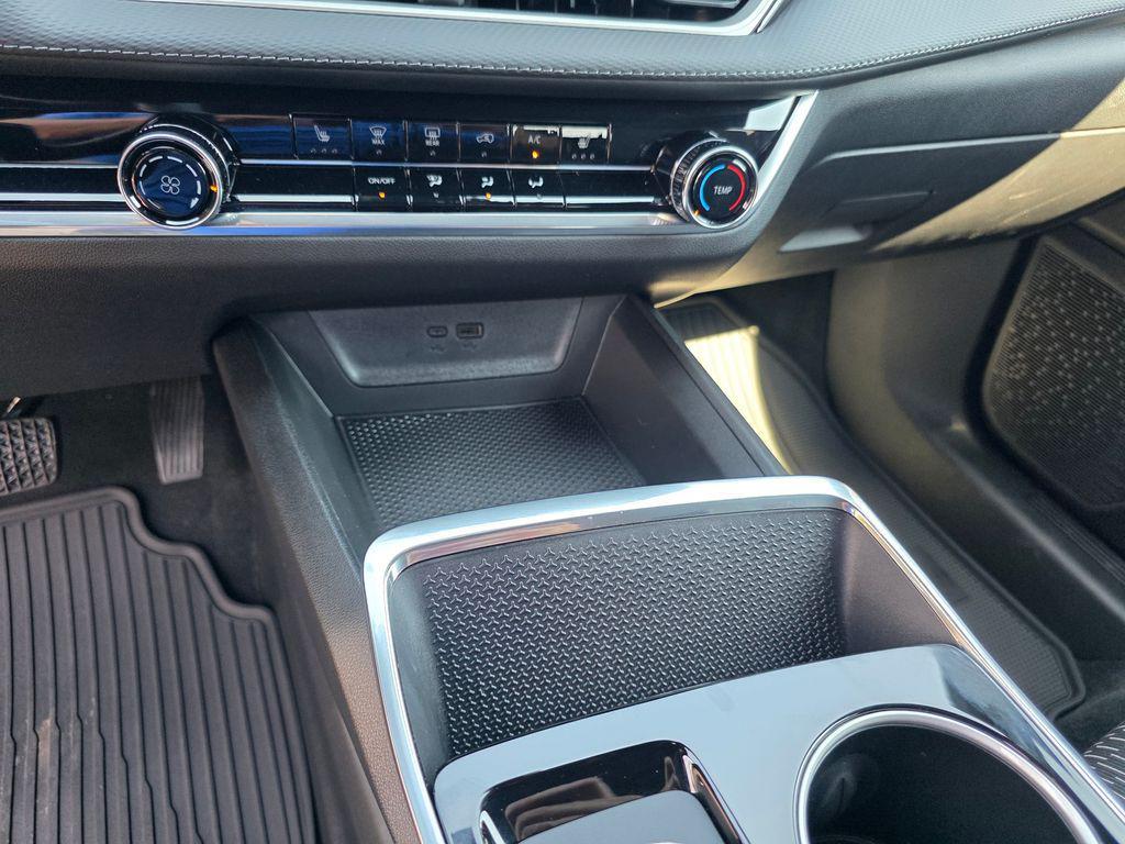 new 2026 Chevrolet Equinox car, priced at $27,514